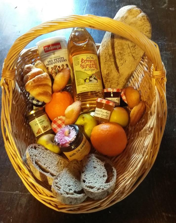 ホテル Roulotte-Quinta Blandas エクステリア 写真